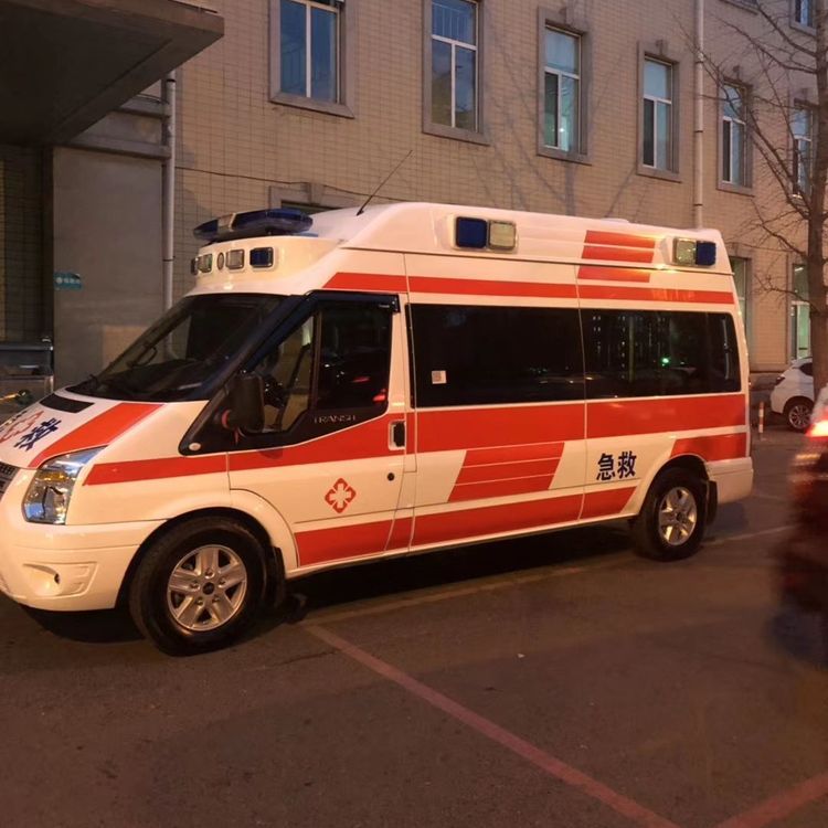 金城江夜间租赁救护车护送病人转院：安全转运的 8 大核心注意事项